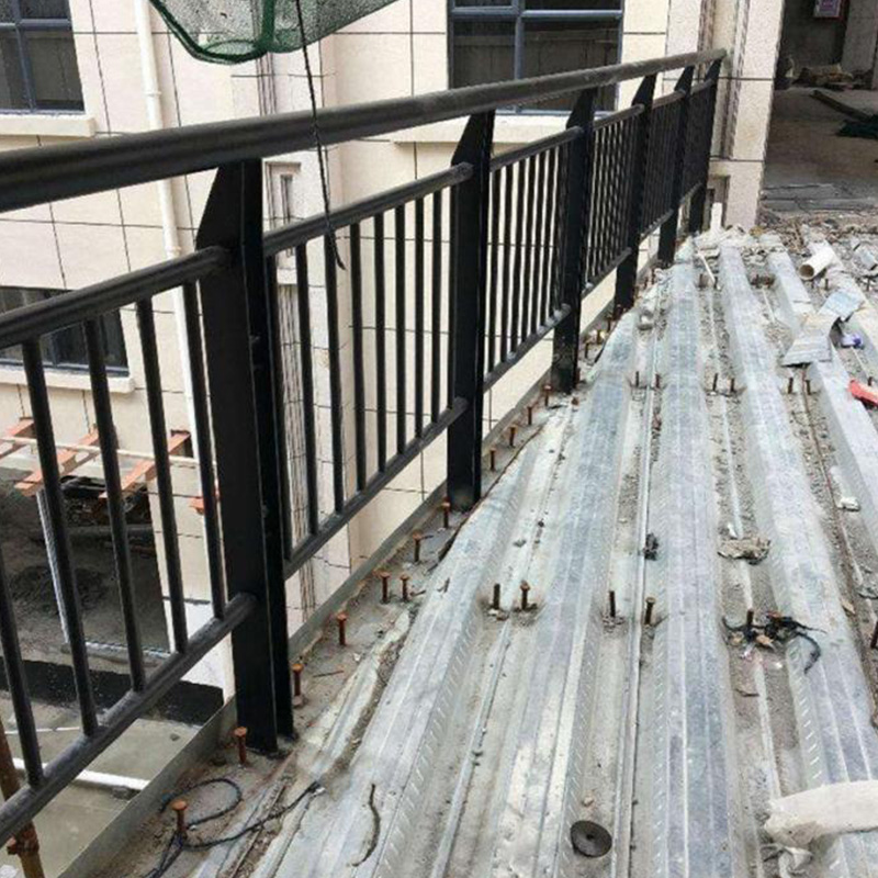 Indoor Balcony Safety Iron Stair Handrail Zinc Stainless Tubular Railings